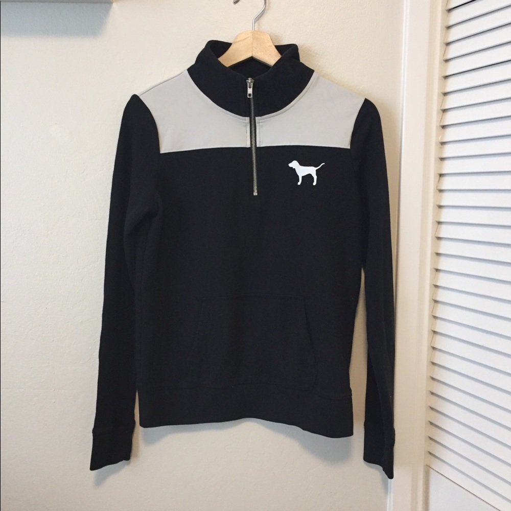 QUARTER-ZIP SWEATSHIRT